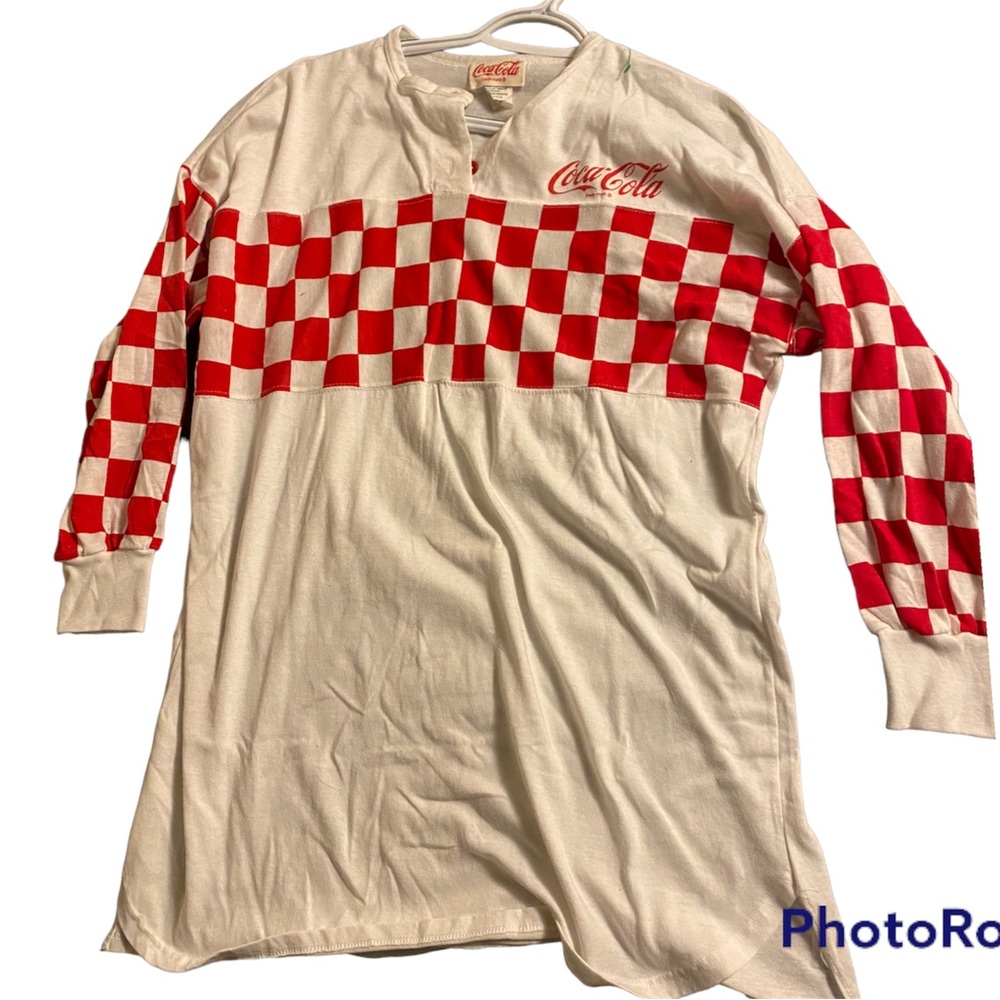 Vintage Coca Cola Shirt. ❤️Offers Welcome❤️